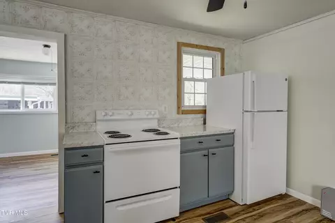 Kitchen - 121 Smith Avenue Erwin Tn 37650, Erwin, TN 37650 photo 4 of 4