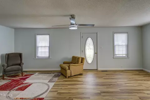 Living - 121 Smith Avenue Erwin Tn 37650, Erwin, TN 37650 photo 2 of 4