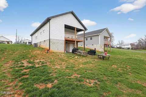 Exterior - 1610 E Millard Street Johnson City Tn 37601, Johnson City, TN 37601 photo 4 of 6