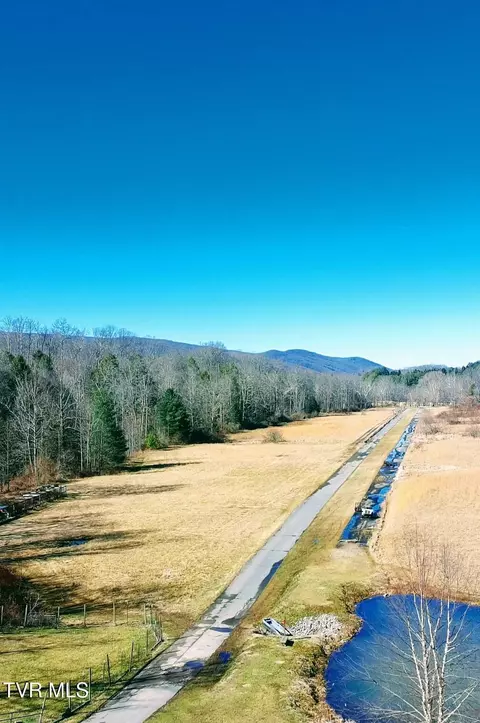 11210 Riverview Road Coeburn Va 24230, Coeburn, VA 24230