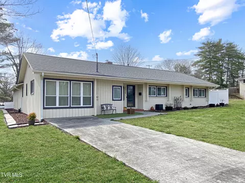 2315 Larkspur Drive Johnson City Tn 37604, Johnson City, TN 37604