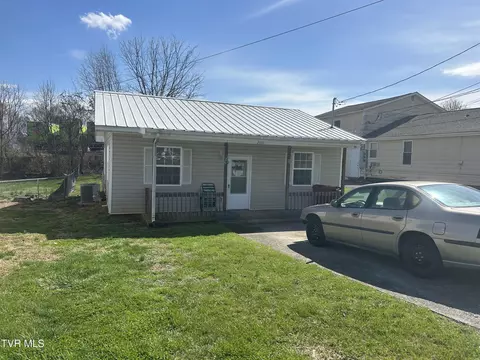 2330 E Side Avenue Johnson City Tn 37601, Johnson City, TN 37601 photo 1