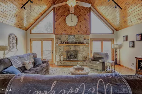 Living - 154 Horton Ridge Road Erwin Tn 37650, Erwin, TN 37650 photo 1 of 4