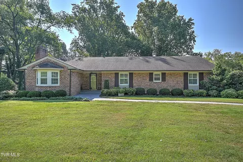 2041 Edgemont Avenue Bristol Tn 37620, Bristol, TN 37620