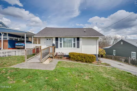 241 Fontana Street Kingsport Tn 37660, Kingsport, TN 37660