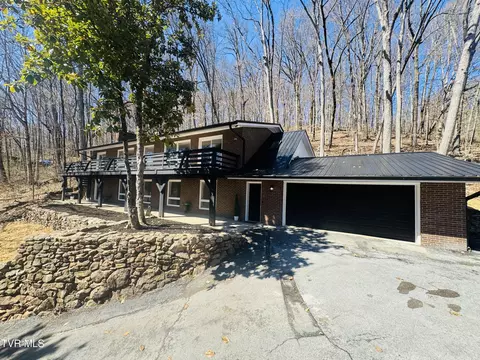 2 Rovan Circle Johnson City Tn 37601, Johnson City, TN 37601