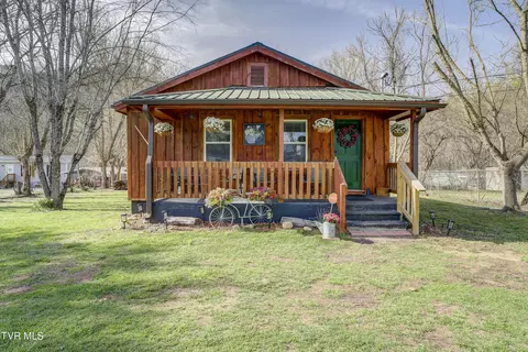412 Railroad Street Erwin Tn 37650, Erwin, TN 37650