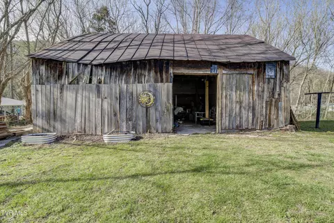 Exterior - 412 Railroad Street Erwin Tn 37650, Erwin, TN 37650 photo 7 of 12