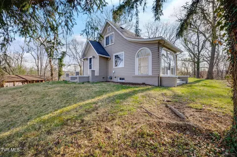 128 Shadowwood Lane Elizabethton Tn 37643, Elizabethton, TN 37643