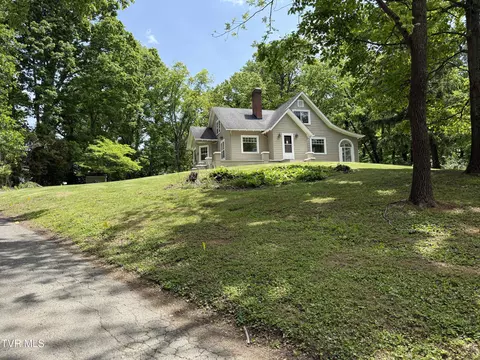 128 Shadowwood Lane Elizabethton Tn 37643, Elizabethton, TN 37643