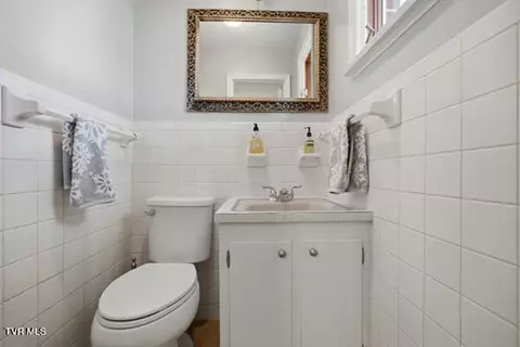 Bath - 949 Jefferson Drive Wise Va 24293, Wise, VA 24293 photo 3 of 3