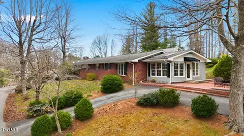 Exterior - 949 Jefferson Drive Wise Va 24293, Wise, VA 24293 photo 3 of 11