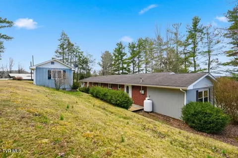 Exterior - 949 Jefferson Drive Wise Va 24293, Wise, VA 24293 photo 8 of 11