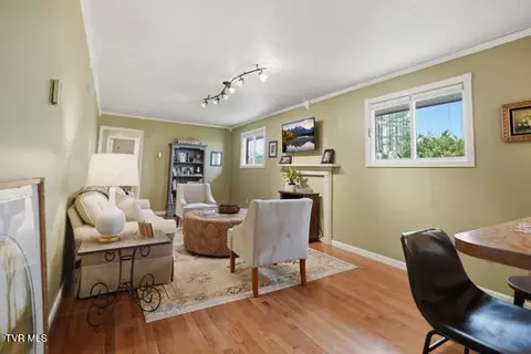Living - 949 Jefferson Drive Wise Va 24293, Wise, VA 24293 photo 2 of 4