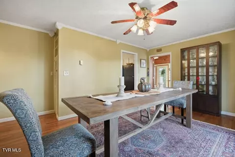 Dining - 949 Jefferson Drive Wise Va 24293, Wise, VA 24293 photo 2 of 3