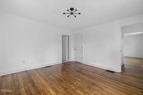Living - 2152 Randolph Street Bristol Va 24201, Bristol, VA 24201 photo 4 of 4