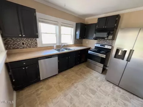 Kitchen - 137 Crestview Drive Fall Branch Tn 37656, Fall Branch, TN 37656 photo 1 of 1