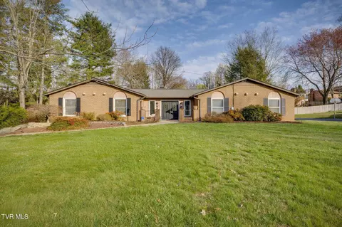 1019 Somerset Drive Johnson City Tn 37604, Johnson City, TN 37604