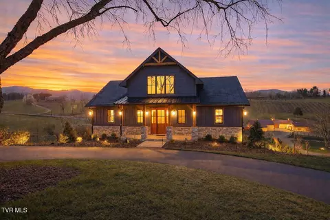 232 Farmhouse Village Trail Butler Tn 37640, Butler, TN 37640