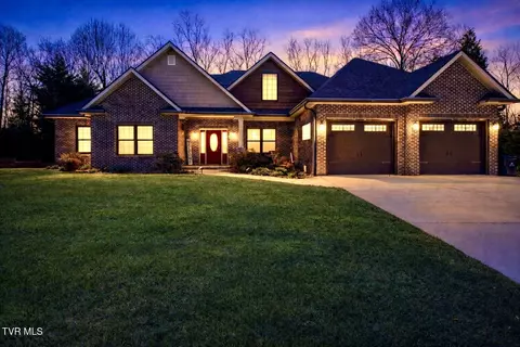 Exterior - 1148 Cliffview Circle Gray Tn 37615, Gray, TN 37615 photo 3 of 20