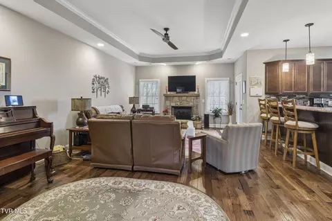 Living - 1148 Cliffview Circle Gray Tn 37615, Gray, TN 37615 photo 1 of 1