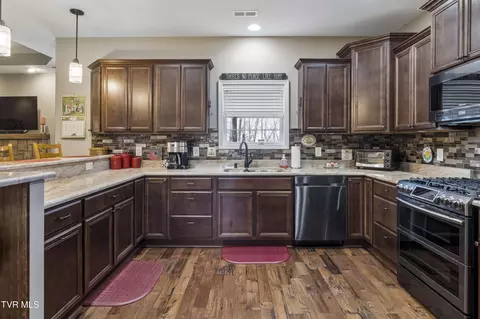 Kitchen - 1148 Cliffview Circle Gray Tn 37615, Gray, TN 37615 photo 2 of 4