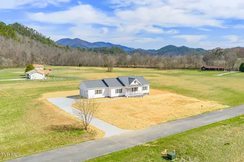 680 Kaylees Loop Del Rio Tn 37727, Del Rio, TN 37727