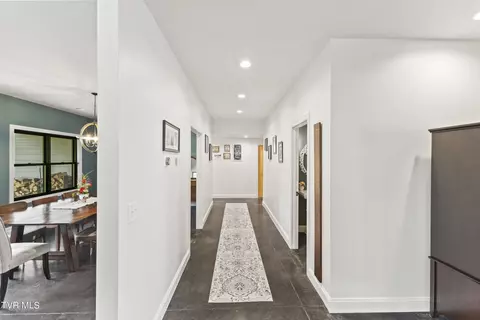 Entry Way - 131 Brown Drive Chuckey Tn 37641, Chuckey, TN 37641 photo 4 of 8