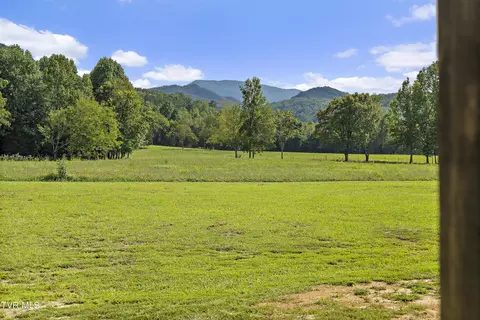 Exterior - 131 Brown Drive Chuckey Tn 37641, Chuckey, TN 37641 photo 8 of 20