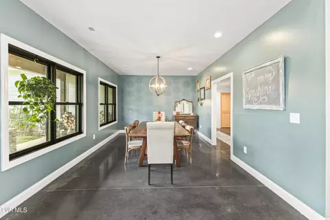 Dining - 131 Brown Drive Chuckey Tn 37641, Chuckey, TN 37641 photo 1 of 2