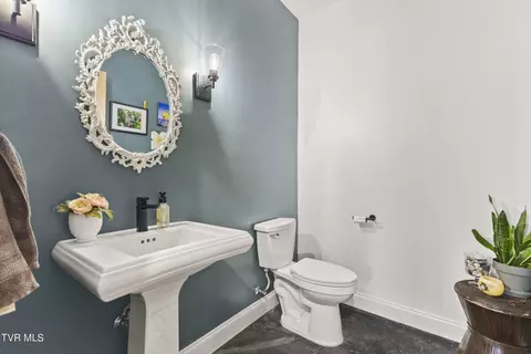 Bath - 131 Brown Drive Chuckey Tn 37641, Chuckey, TN 37641 photo 1 of 9