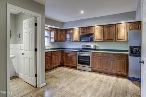 204 E Mountain View Road 40 Johnson City Tn 37601, Johnson City, TN 37601 photo 10