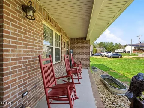 197 Deer Ridge Drive Rutledge Tn 37861, Rutledge, TN 37861 photo 2