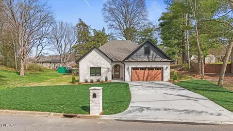 2306 Rambling Road Johnson City Tn 37604, Johnson City, TN 37604