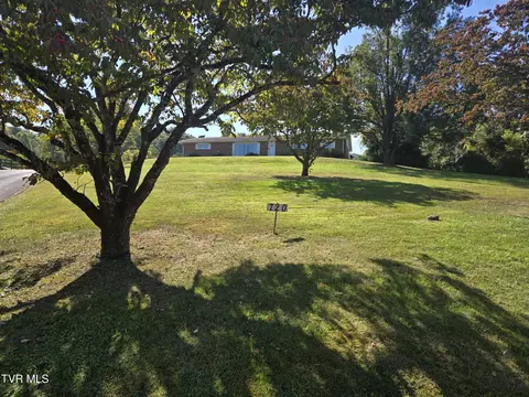 720 N Mohawk Drive Erwin Tn 37650, Erwin, TN 37650