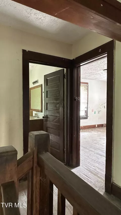 Entry Way - 2459 Old State Route 34 Limestone Tn 37681, Limestone, TN 37681 photo 13 of 28