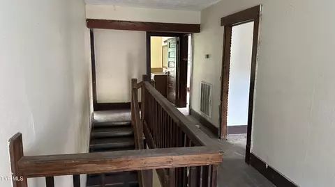 Entry Way - 2459 Old State Route 34 Limestone Tn 37681, Limestone, TN 37681 photo 2 of 28