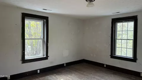 Bedroom - 2459 Old State Route 34 Limestone Tn 37681, Limestone, TN 37681 photo 7 of 10