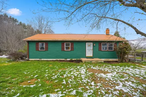 1208 Dry Road Speedwell Va 24374, Speedwell, VA 24374