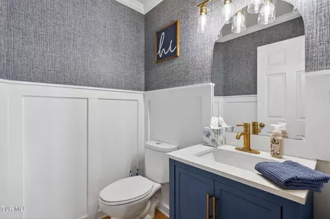Bath - 105 Meadow Court Gray Tn 37615, Gray, TN 37615 photo 1 of 5