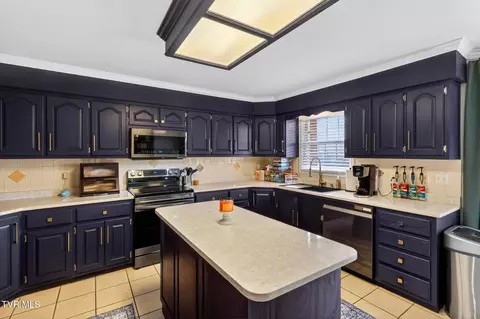 Kitchen - 105 Meadow Court Gray Tn 37615, Gray, TN 37615 photo 1 of 5