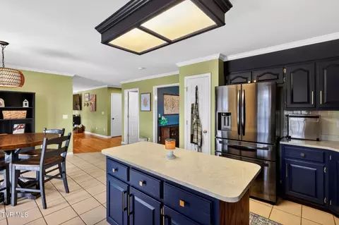 Kitchen - 105 Meadow Court Gray Tn 37615, Gray, TN 37615 photo 4 of 5