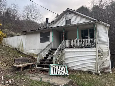 195 Hanging Tree Road Dante Va 24237, Dante, VA 24237