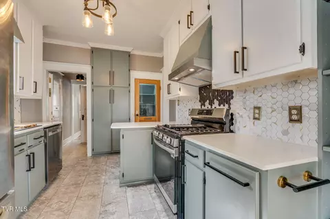 Kitchen - 518 Ohio Avenue Erwin Tn 37650, Erwin, TN 37650 photo 2 of 2