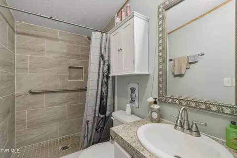 Bath - 375 Bill West Road Limestone Tn 37681, Limestone, TN 37681 photo 4 of 4