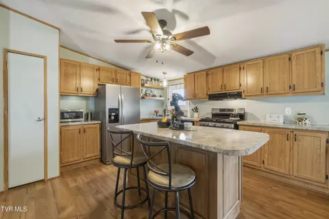Kitchen - 375 Bill West Road Limestone Tn 37681, Limestone, TN 37681 photo 2 of 4