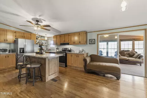 Kitchen - 375 Bill West Road Limestone Tn 37681, Limestone, TN 37681 photo 4 of 4