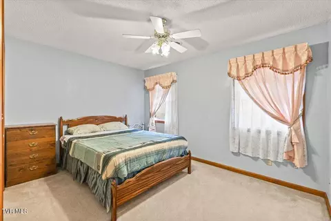 Bedroom - 515 Scioto Road Unicoi Tn 37692, Unicoi, TN 37692 photo 2 of 4