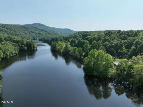 1768 Ripshin Mountain Road Roan Mountain Tn 37687, Roan Mountain, TN 37687