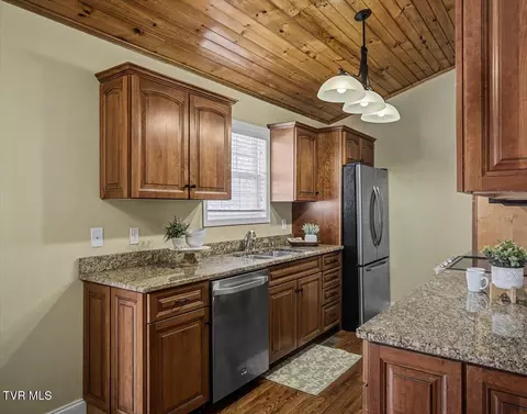 Kitchen - 34 Bridgewater Court - Gray Tn 37615, Gray, TN 37615 photo 1 of 7